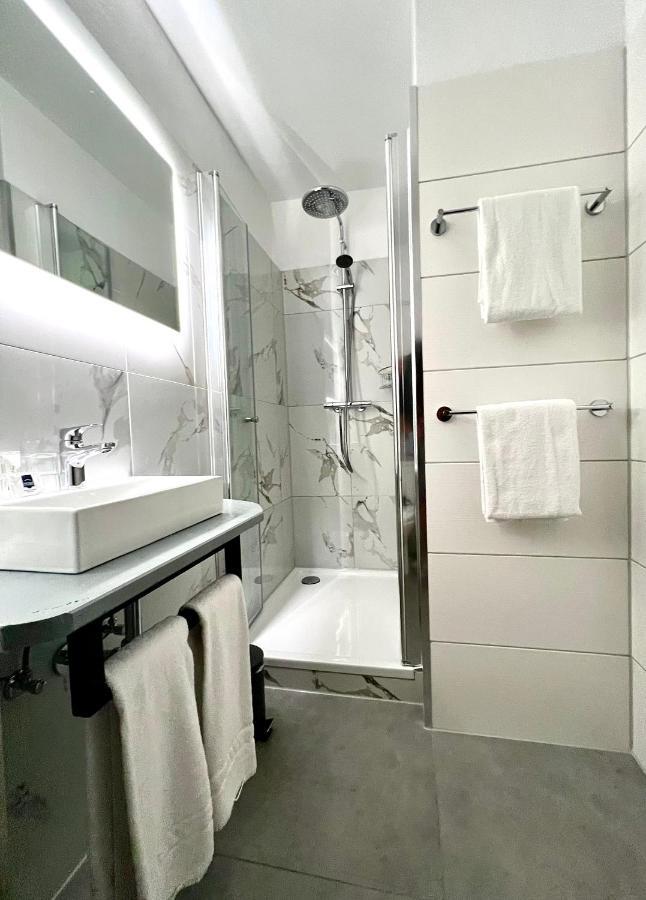 Hotel St. Georg Ediger-Eller Eksteriør bilde