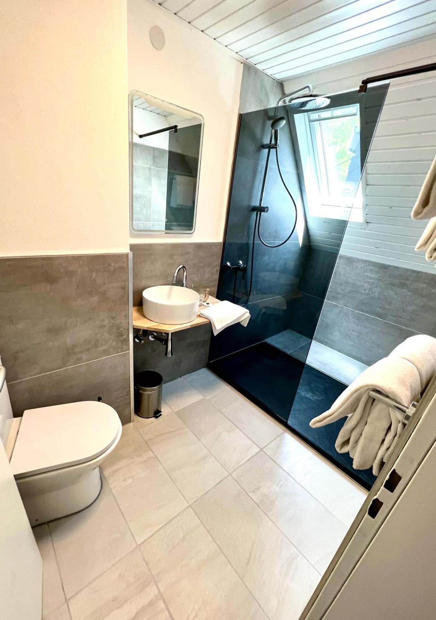 Hotel St. Georg Ediger-Eller Rom bilde