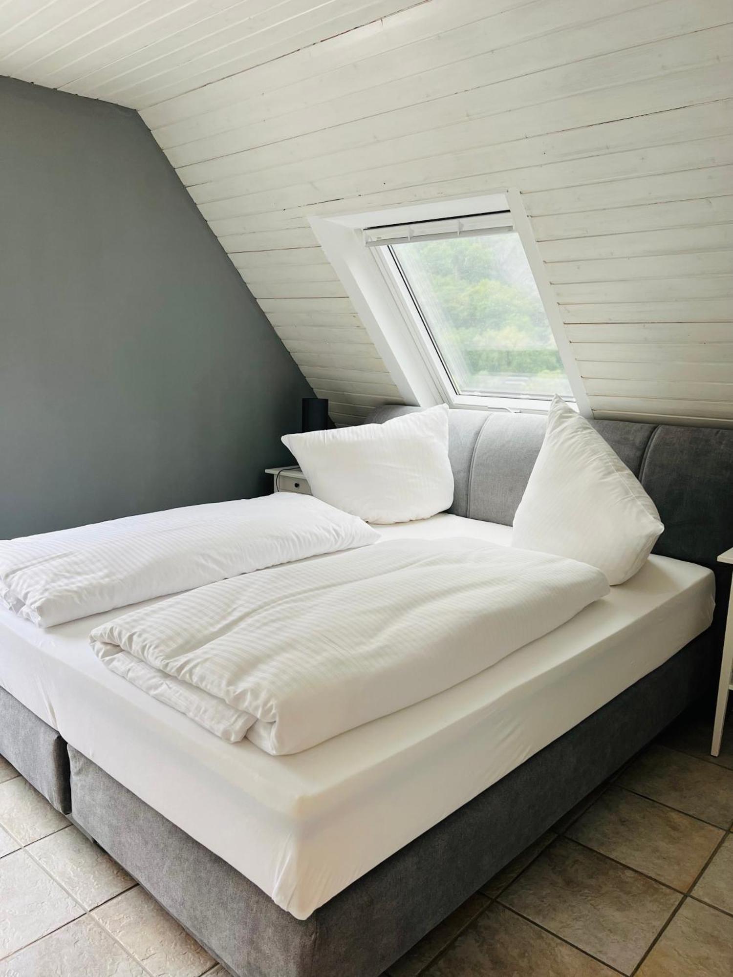Hotel St. Georg Ediger-Eller Rom bilde
